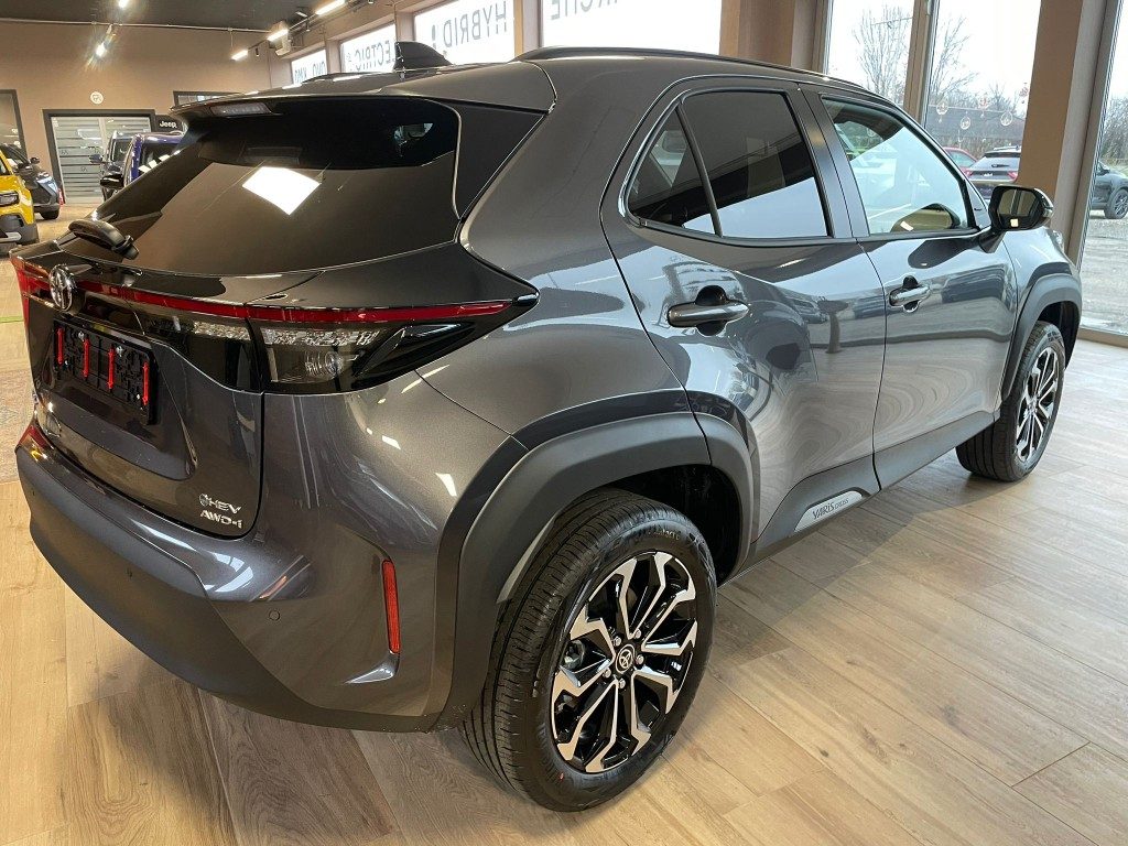 Toyota Yaris Cross  1.5 Hybrid 130 CV 5p.E-CVT AWD-i Trend