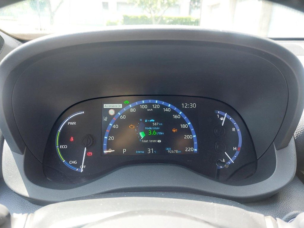 Toyota Yaris Cross  1.5 Hybrid 5p. E-CVT Trend