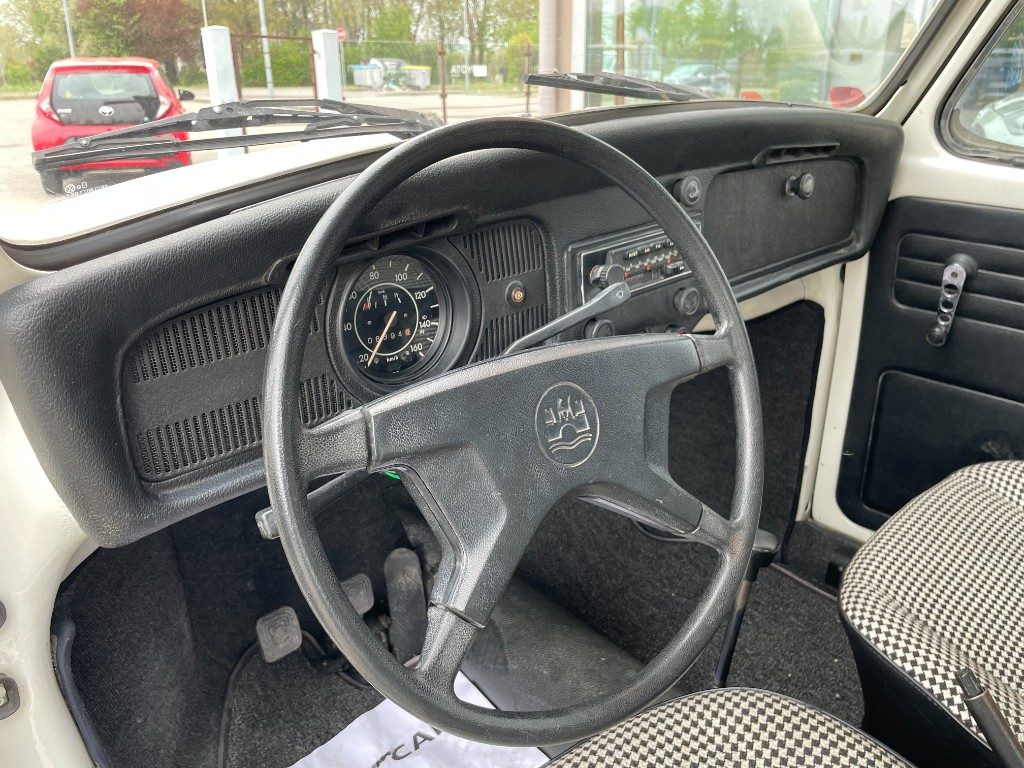 Volkswagen Maggiolino  11 D 11