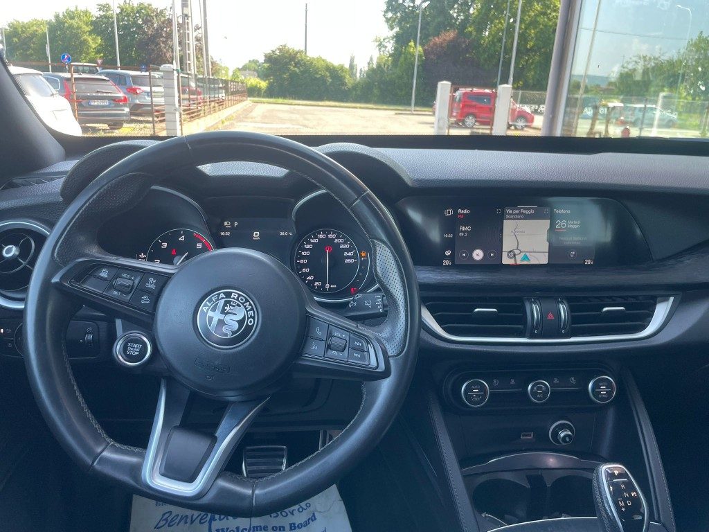 Alfa Romeo Stelvio  2.2 Turbodiesel 160 CV AT8 RWD Sprint