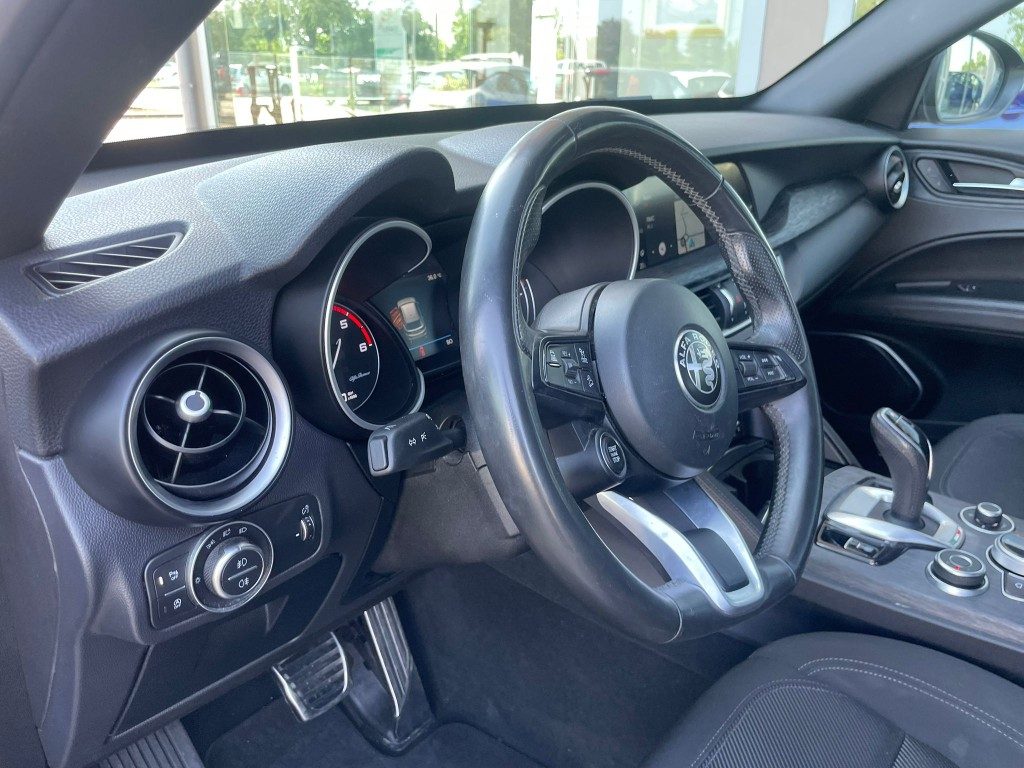 Alfa Romeo Stelvio  2.2 Turbodiesel 160 CV AT8 RWD Sprint