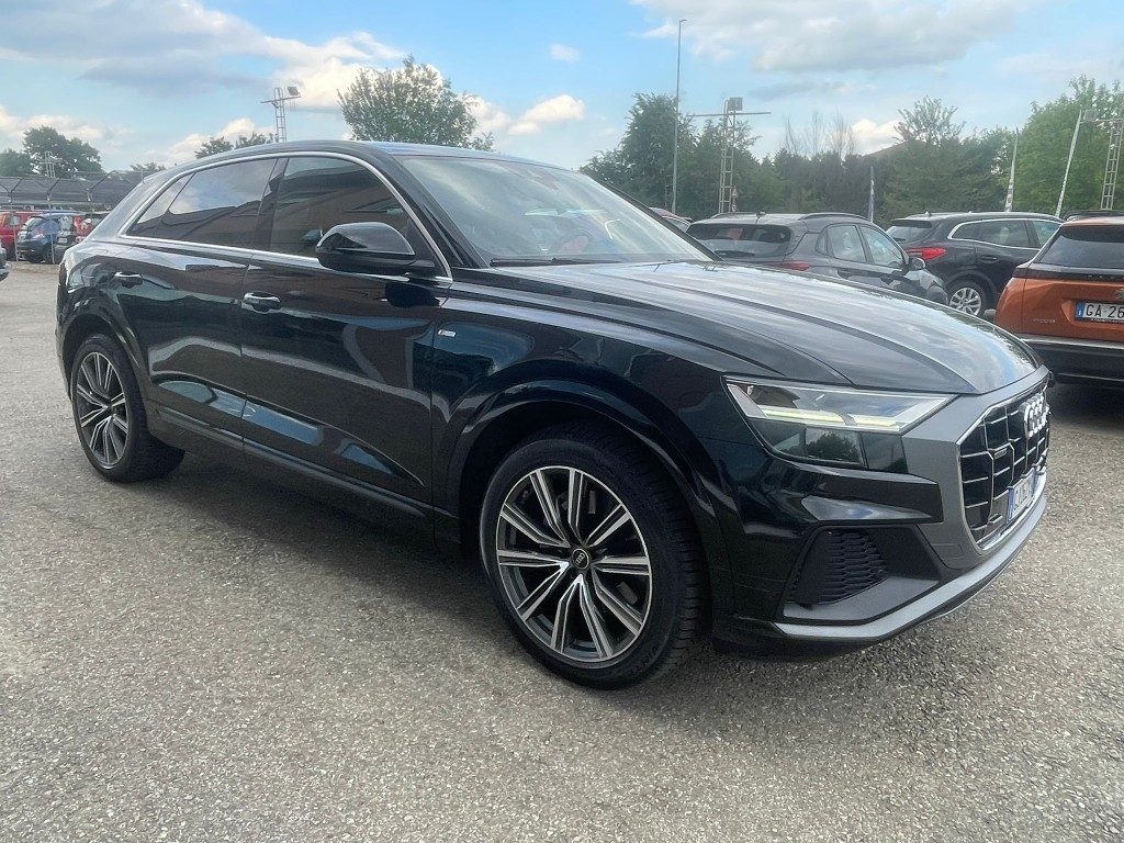 Audi Q8  50 TDI 286 CV quattro tiptronic Sport