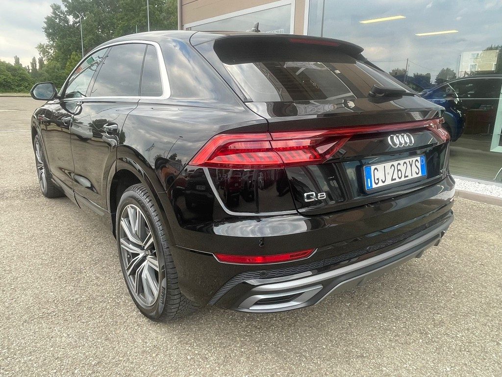 Audi Q8  50 TDI 286 CV quattro tiptronic Sport