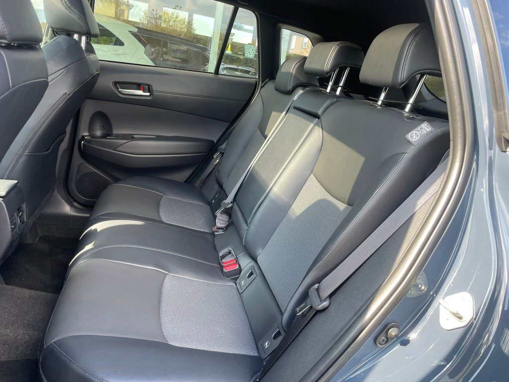 Toyota Corolla Cross  1.8 Hybrid 140 CV E-CVT MY26