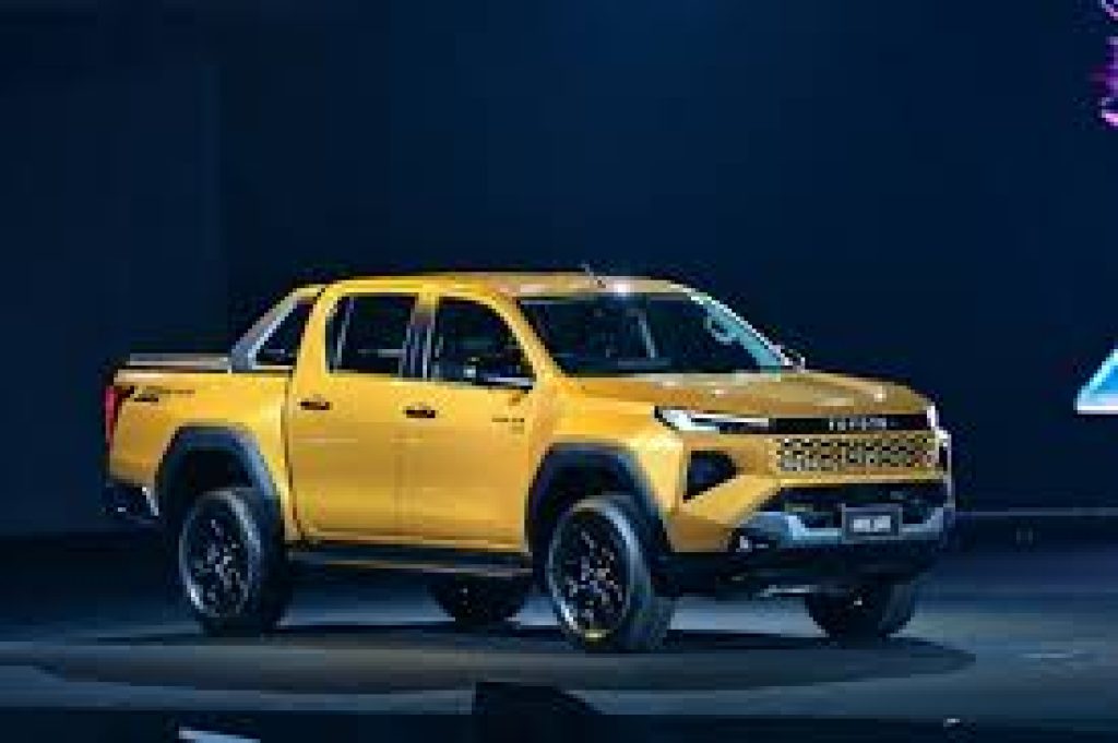 Toyota Hilux  NG26 2.8 D-4D A/T 4WD 48V 4 porte Double Cab