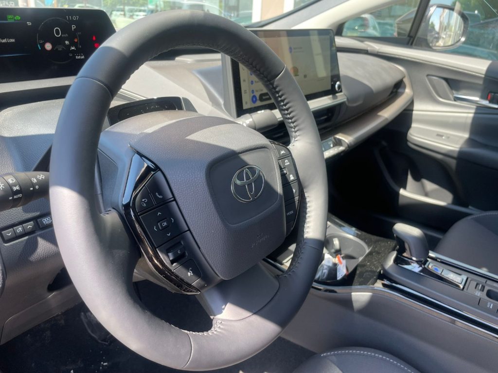 Toyota Prius  2.0 Plug-in Hybrid Lounge
